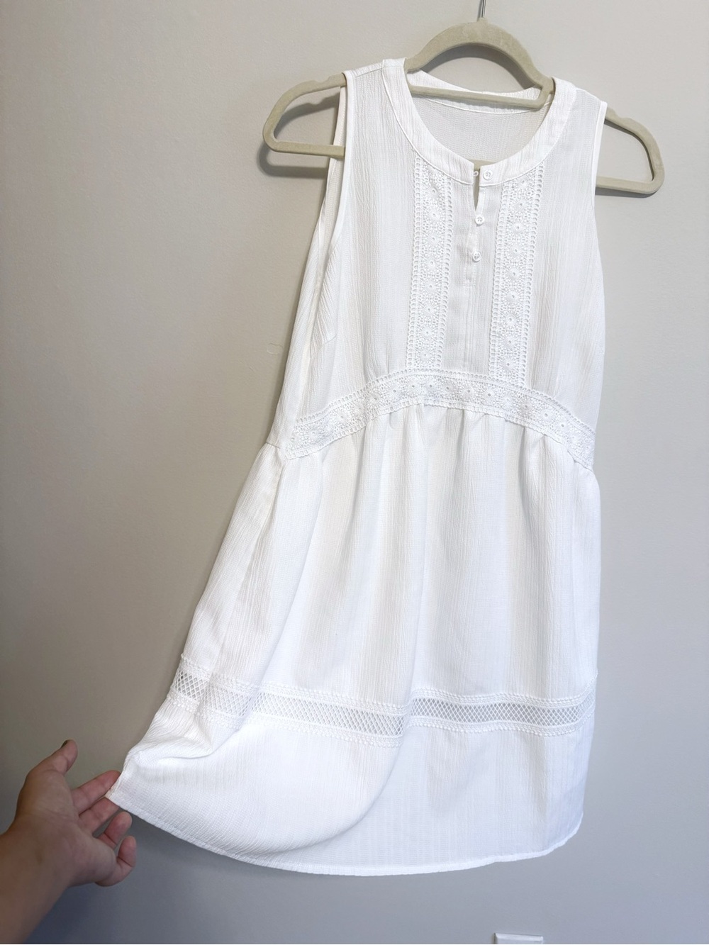 Sundress White Sleeveless Mini Dress with Lace Trim